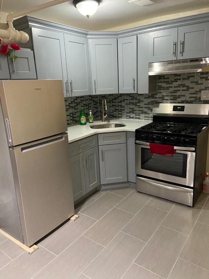 A Delightful Room In Queens New York Exteriör bild